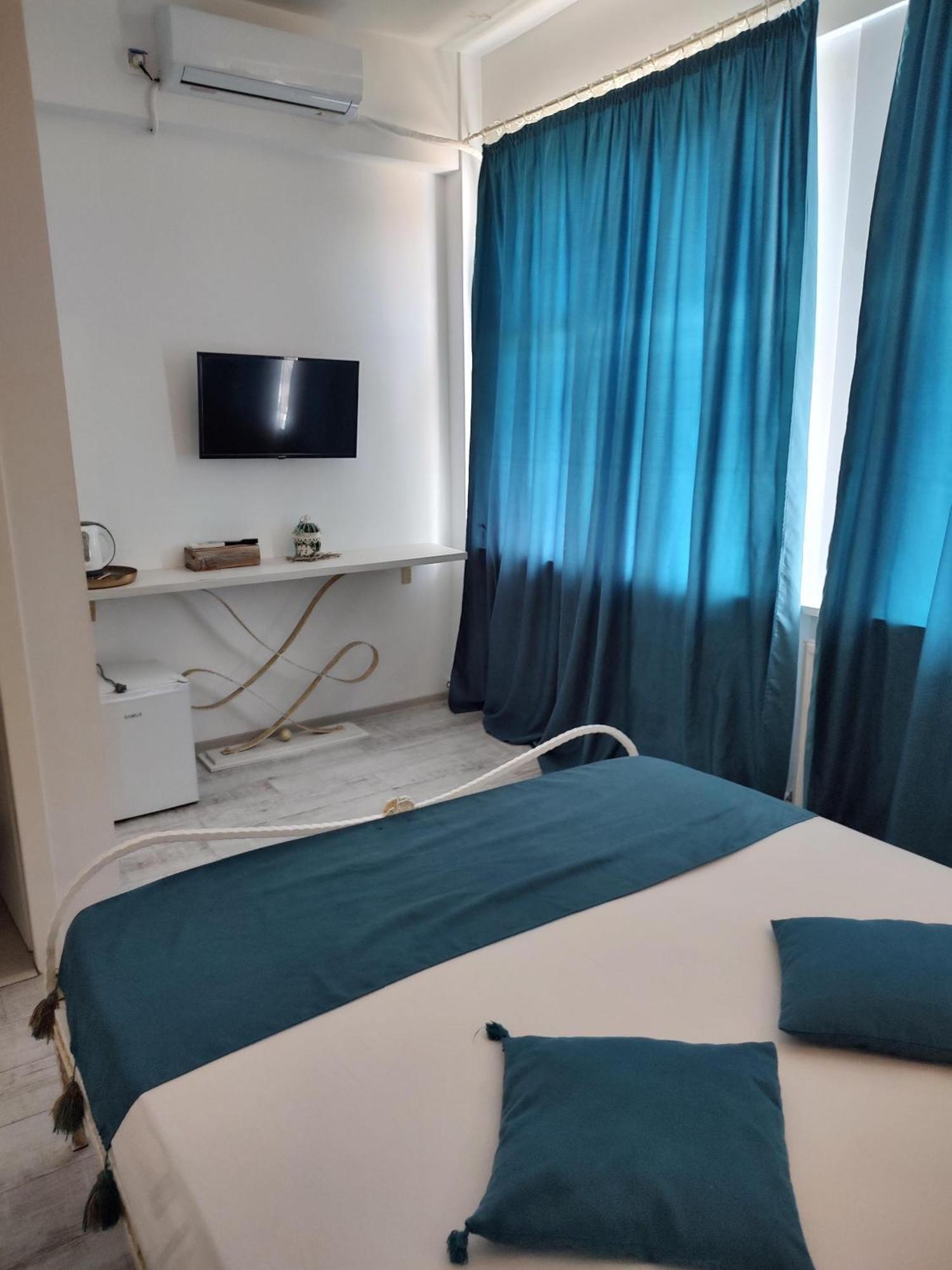 Puzzle Magic Bed & Breakfast